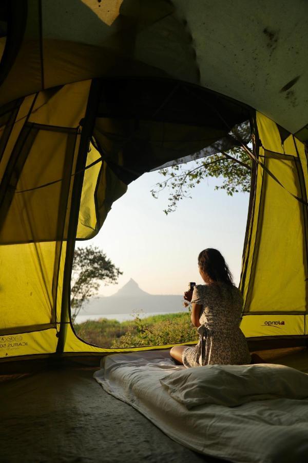 Bombay Camping Company, Pawna Lake Lonavala Exteriör bild